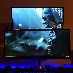 Monitors & Accessories